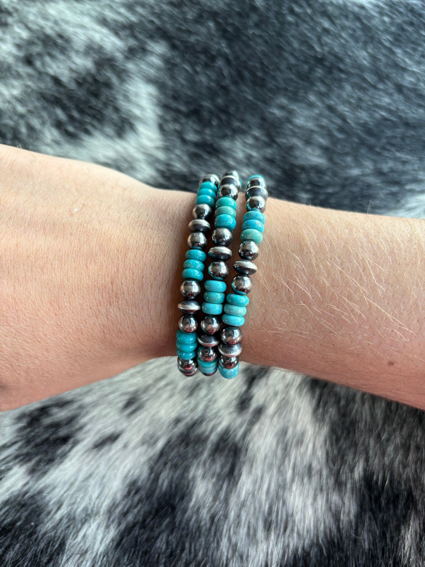 5mm and Turquoise Navajo Style Pearl Stretchy