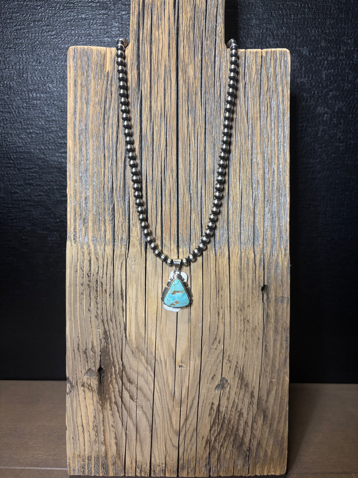 Prettyyy Dry Creek Pendant