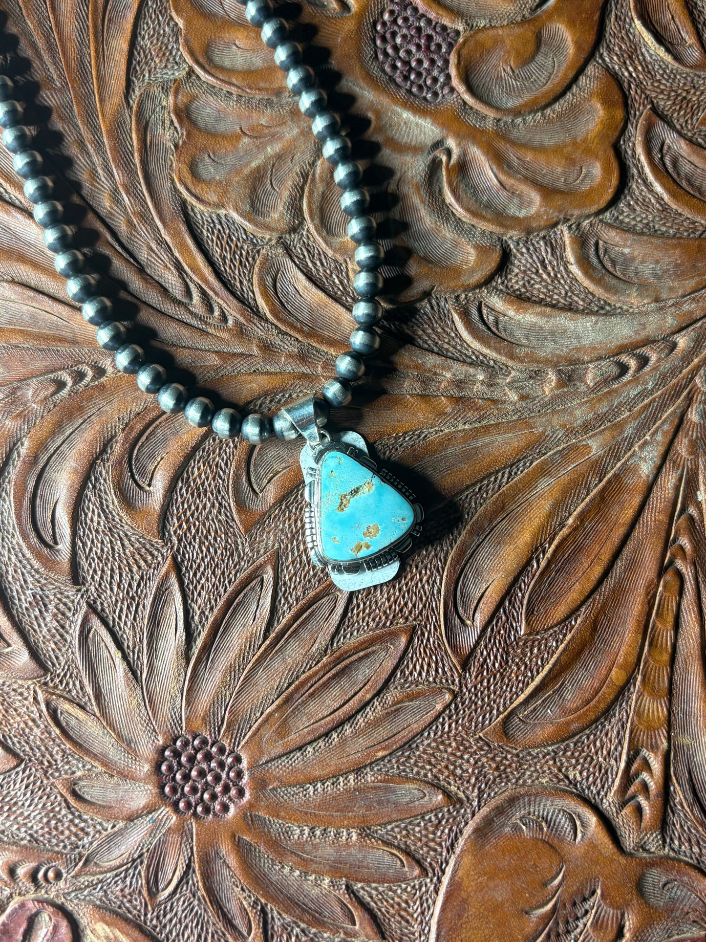 Prettyyy Dry Creek Pendant