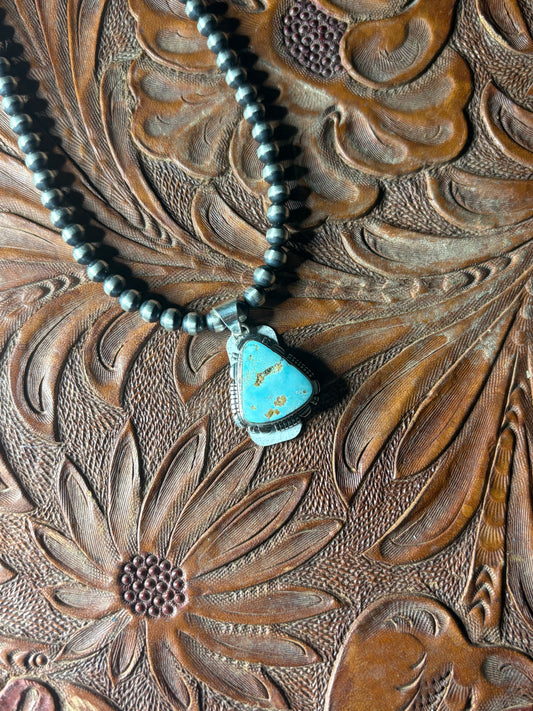 Prettyyy Dry Creek Pendant