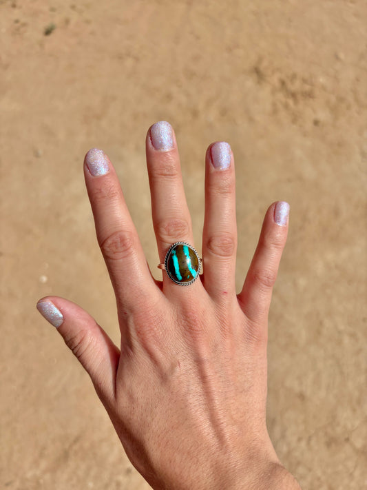 Royston Ribbon Ring